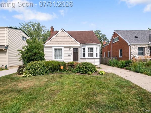 2742 Oakshire Avenue , Berkley, MI 48072