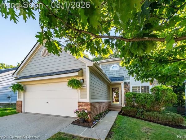 41484 Belden Circle, Novi, Mi 48377