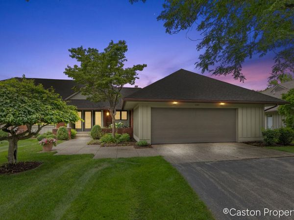 3482 Charlevoix Drive SE, Grand Rapids, MI 49546