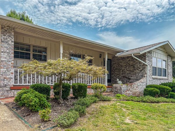 409 Skyline Drive , Harrison, AR 72601