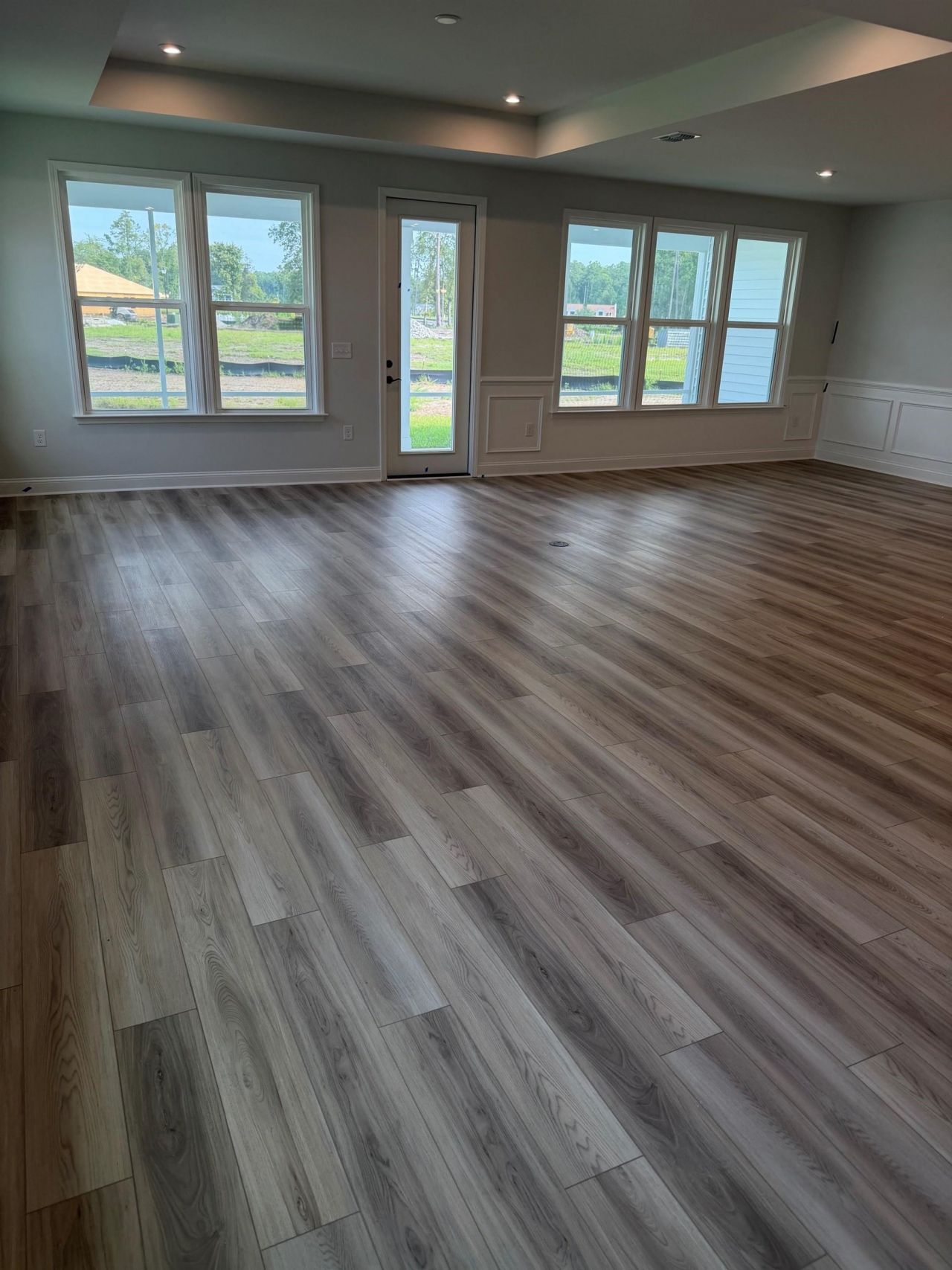 1521 Winding Creek Way Photo 4