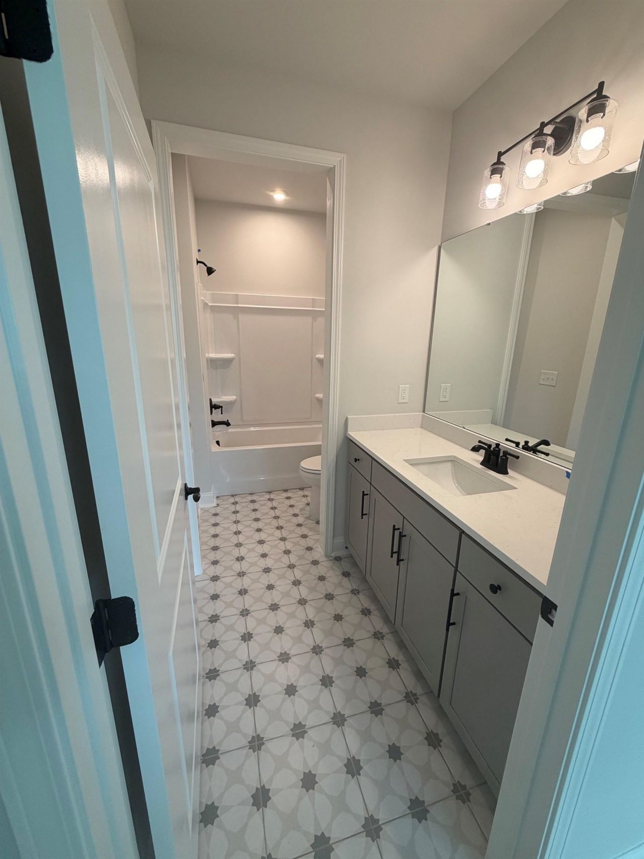 1521 Winding Creek Way Photo 9
