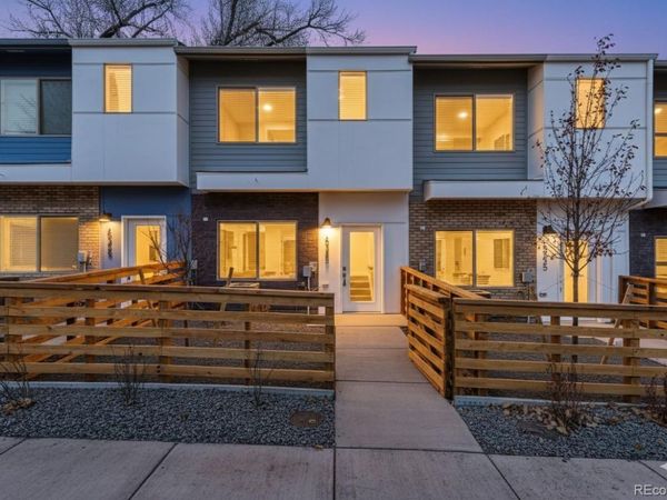 15313 W 69th Avenue , Arvada, CO 80007