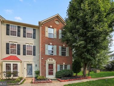 8354 HUNTER MURPHY CIRCLE, ALEXANDRIA, VA 22309