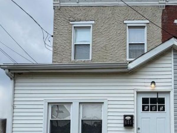 685 JEFFERSON STREET, CAMDEN, NJ 08104