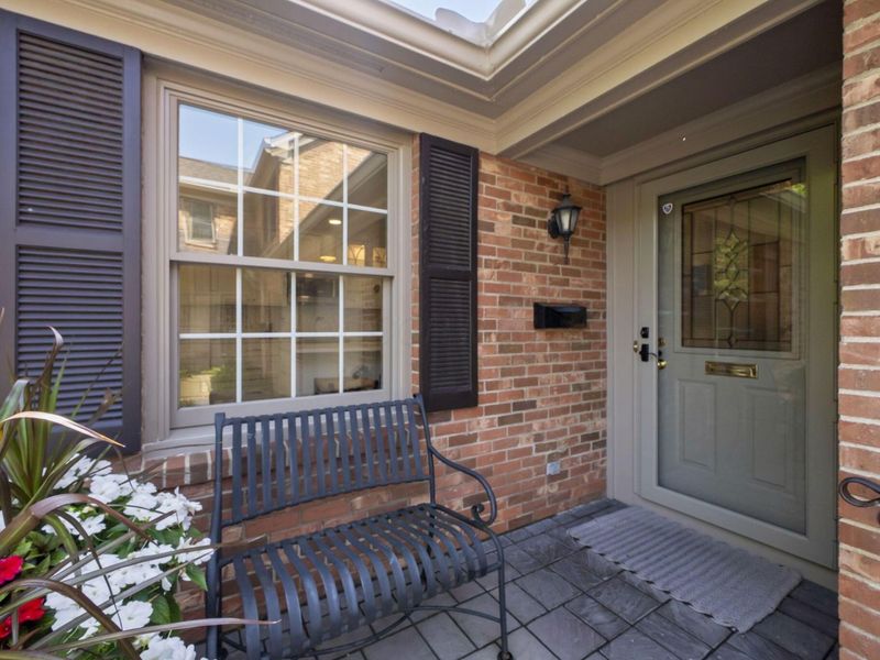 1209 Kenbrook Hills Drive , Unit 12, Columbus, OH 43220 Photo 3