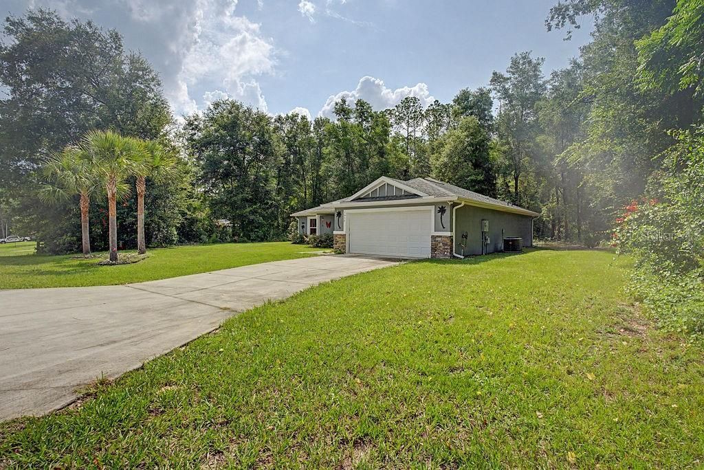 1952 W Rutland Drive , Citrus Springs, FL 34434 Photo