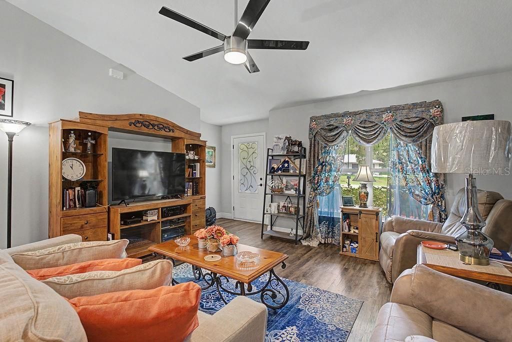 1952 W Rutland Drive , Citrus Springs, FL 34434 Photo