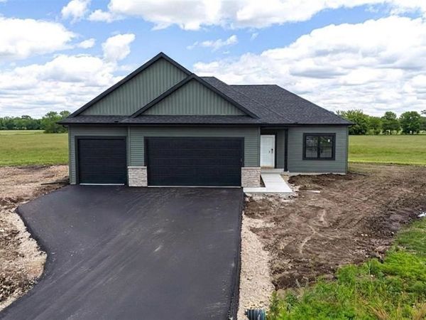 1960 Sequoia Drive, Janesville, WI 53545