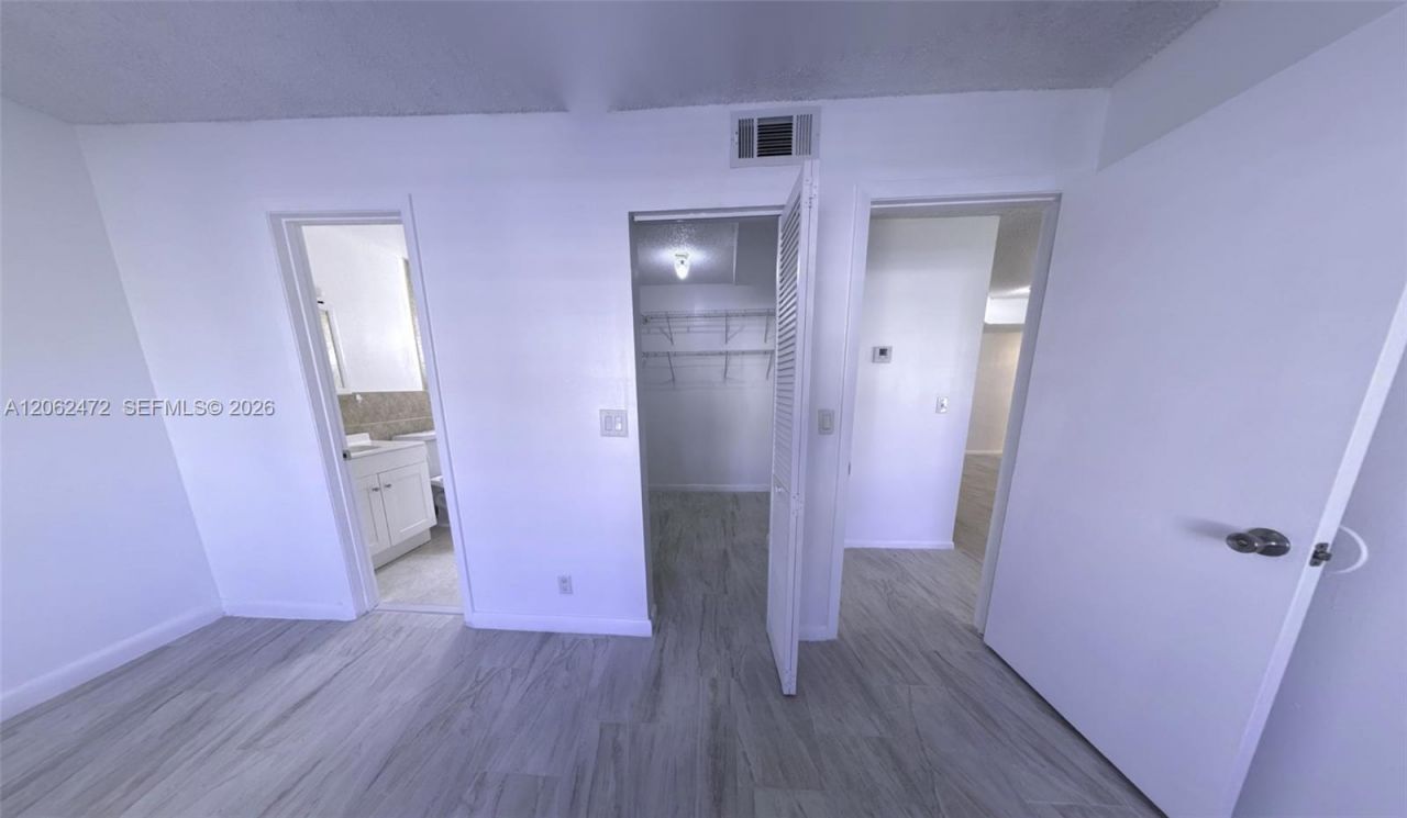8630 SW 3rd St, Unit 101, Pembroke Pines, FL 33025 Photo