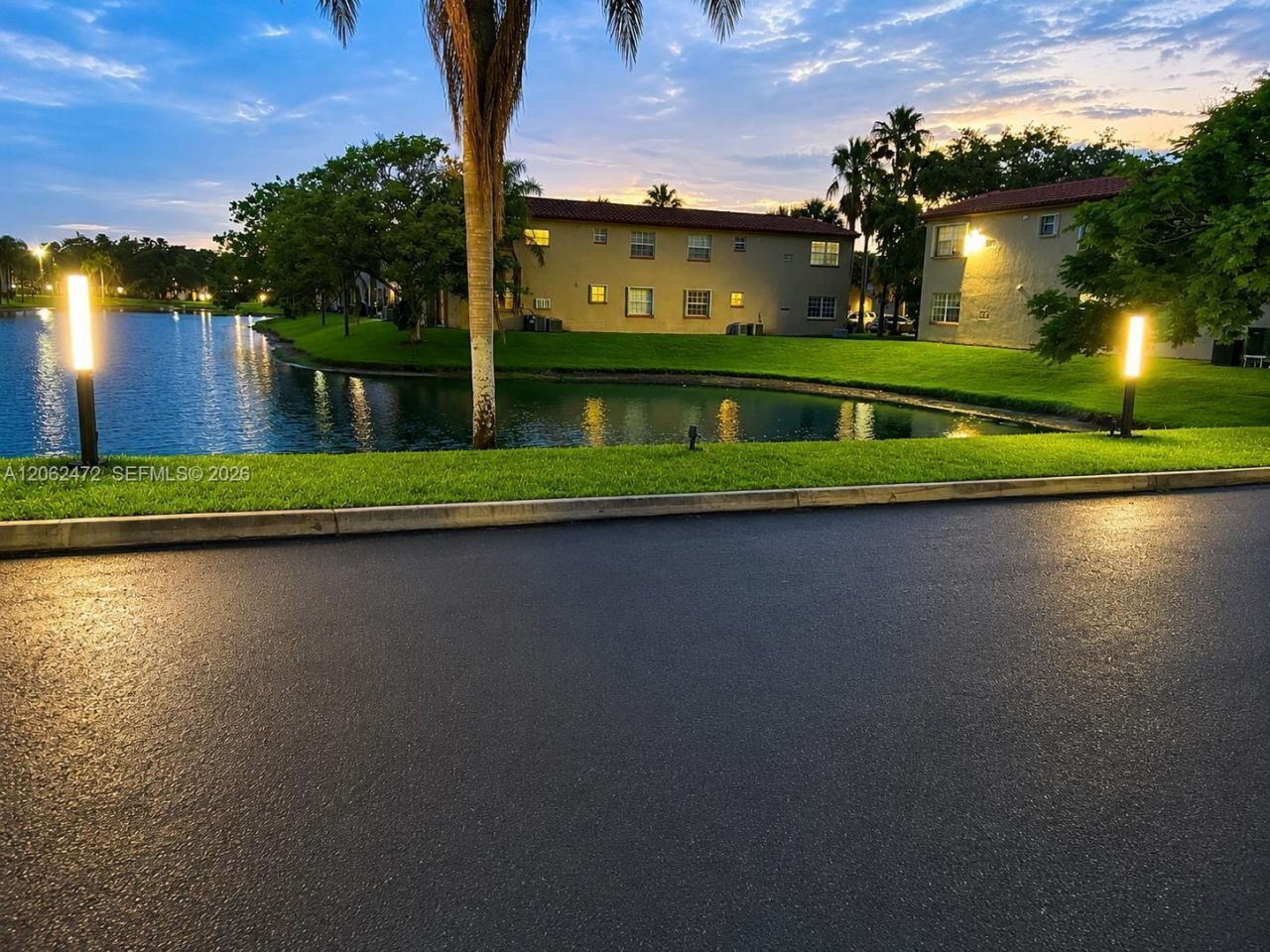 8630 SW 3rd St, Unit 101, Pembroke Pines, FL 33025 Photo
