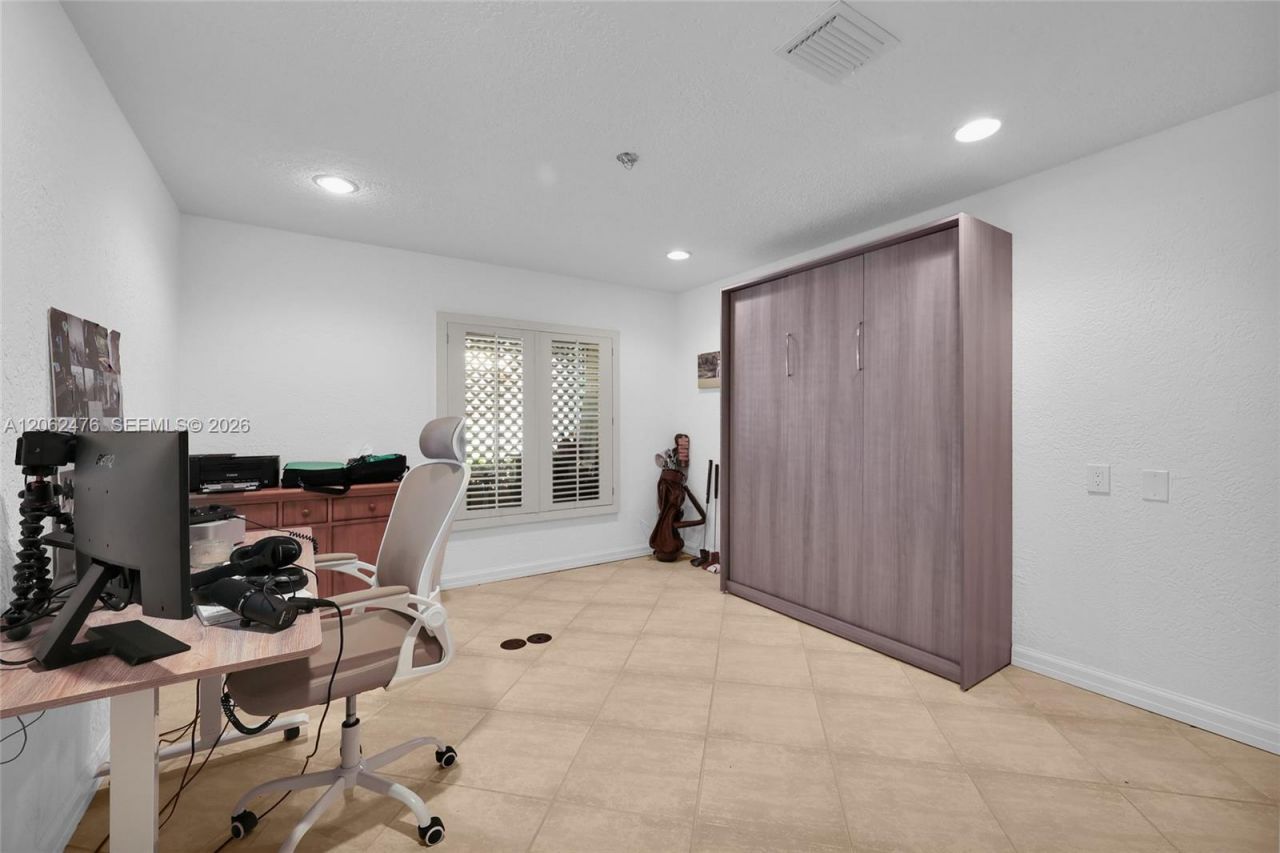 6879 Palm Grove Ct, Palm Beach Gardens, FL 33418 Photo