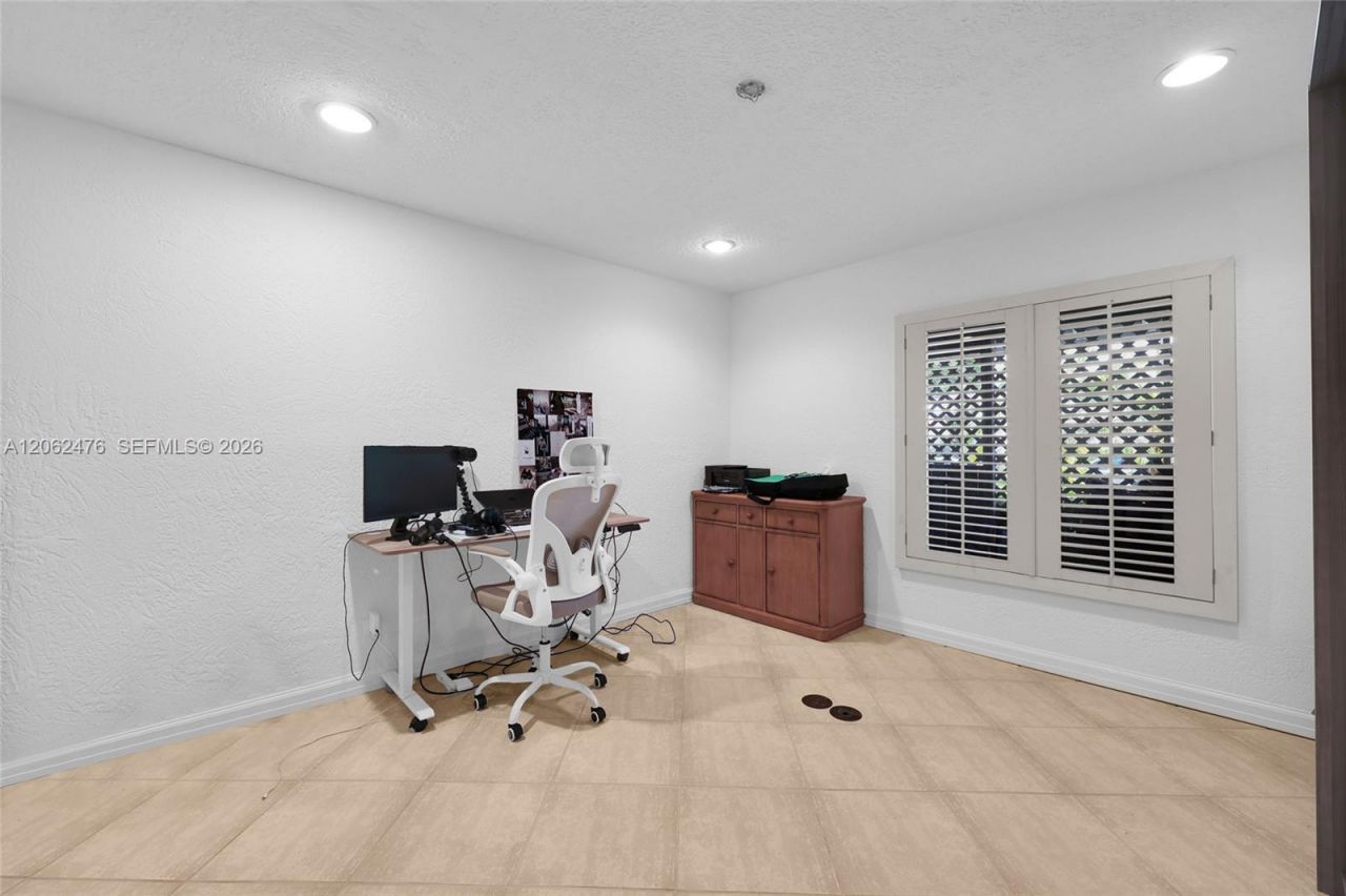 6879 Palm Grove Ct, Palm Beach Gardens, FL 33418 Photo