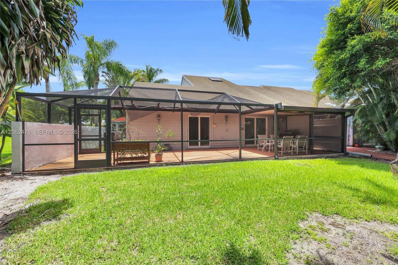 6879 Palm Grove Ct, Palm Beach Gardens, FL 33418 Photo