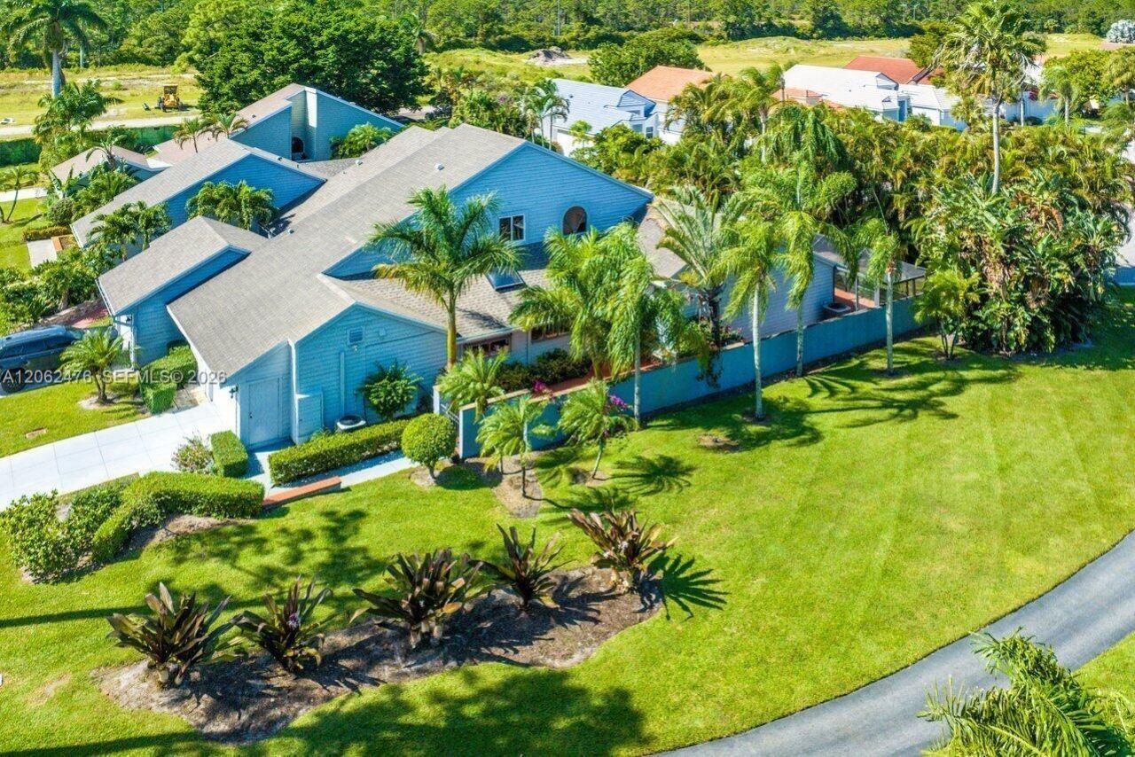 6879 Palm Grove Ct, Palm Beach Gardens, FL 33418 Photo