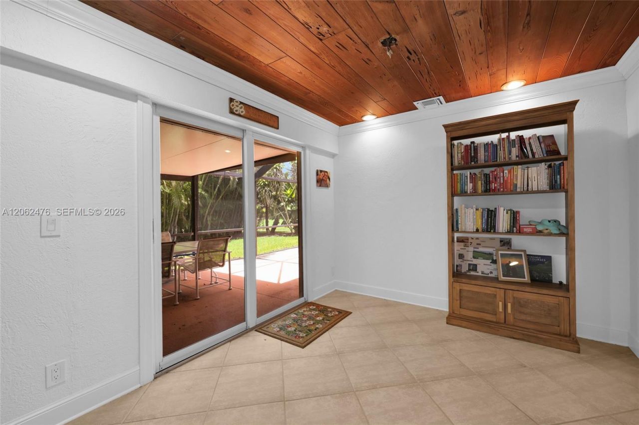 6879 Palm Grove Ct, Palm Beach Gardens, FL 33418 Photo