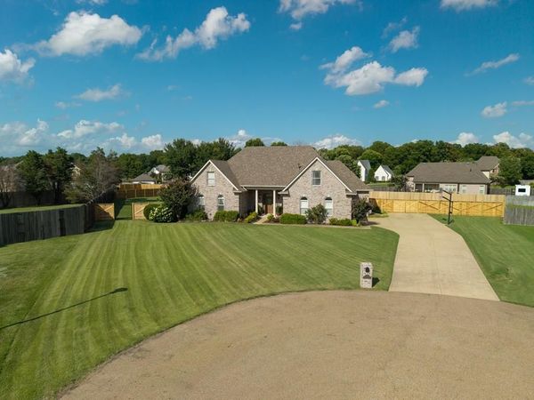 533 Apperson Cove, Marion, AR 72364