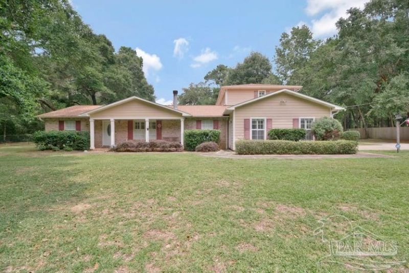 6242 Foxglove Rd, Milton, FL 32570 Main Photo