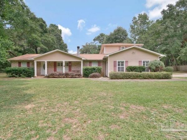 6242 Foxglove Rd, Milton, FL 32570