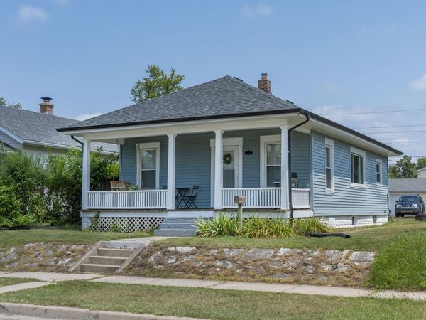 202 N Middleboro Avenue, Mishawaka, IN 46544
