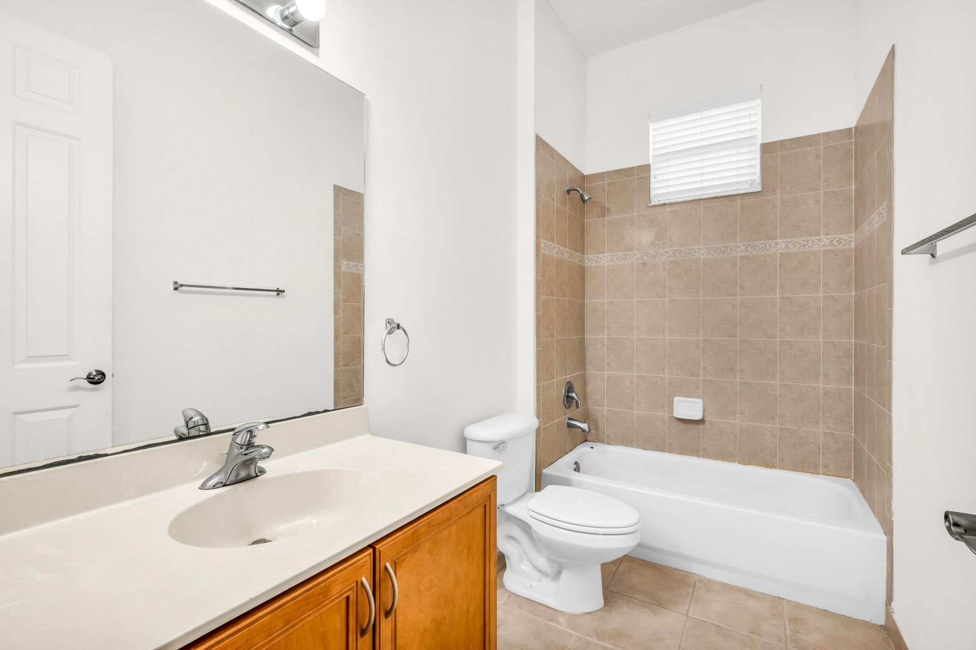 669 Pacific Grove Drive, Unit 2, West Palm Beach, FL 33401 Photo