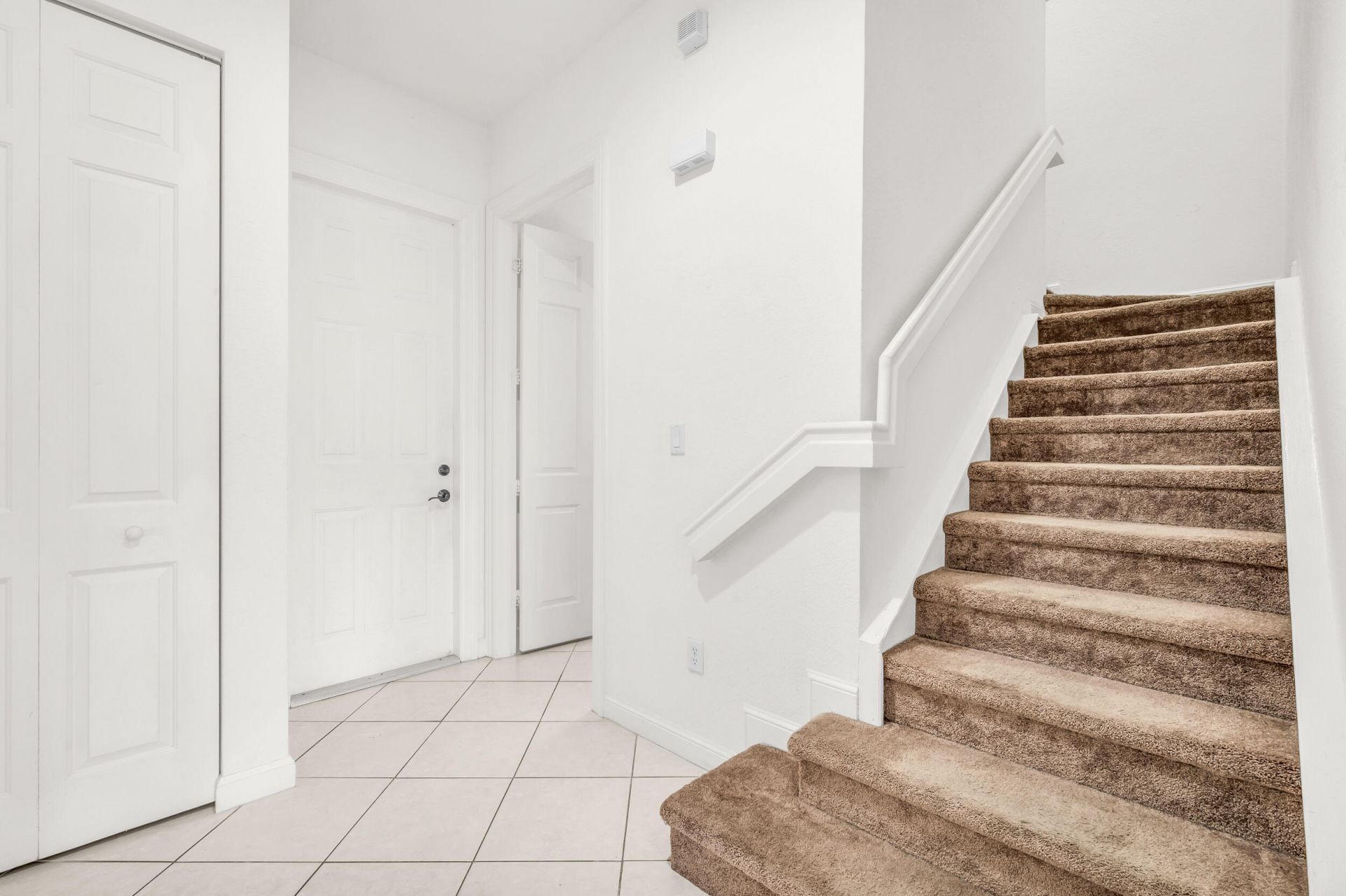 669 Pacific Grove Drive, Unit 2, West Palm Beach, FL 33401 Photo