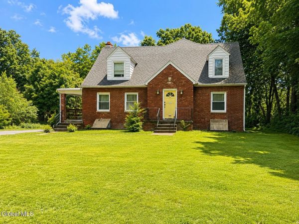 52 Euclid Avenue, Delmar, NY 12054