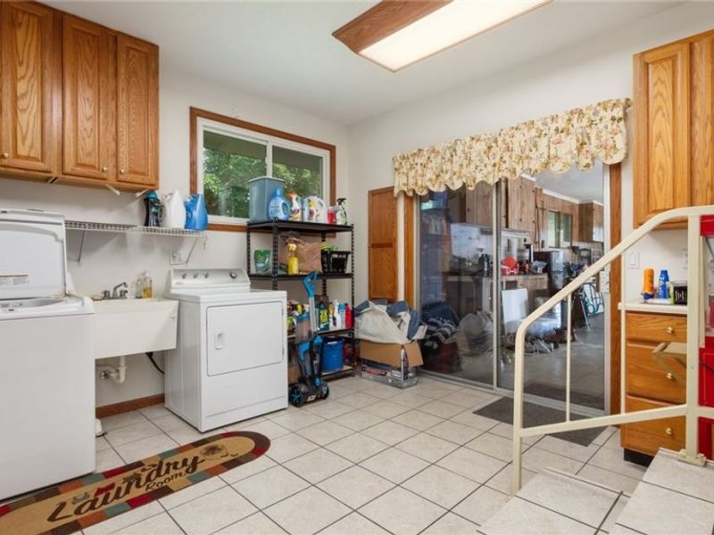 2620 E Newman Street , Zanesville, OH 43701 Photo 23