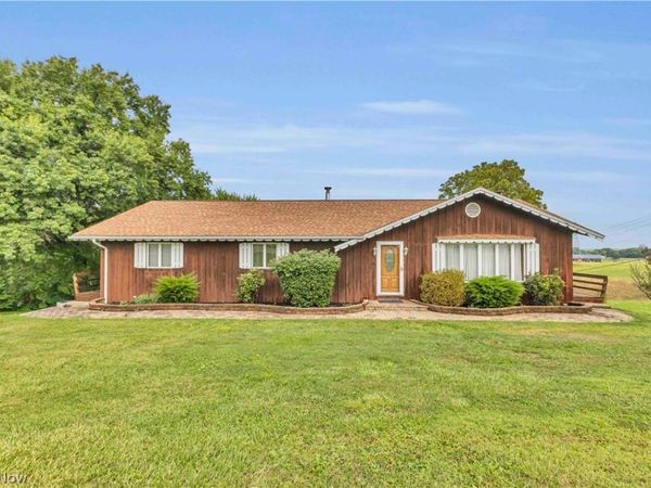 2538 Tabor Ridge Road NE, Mineral City, OH 44656