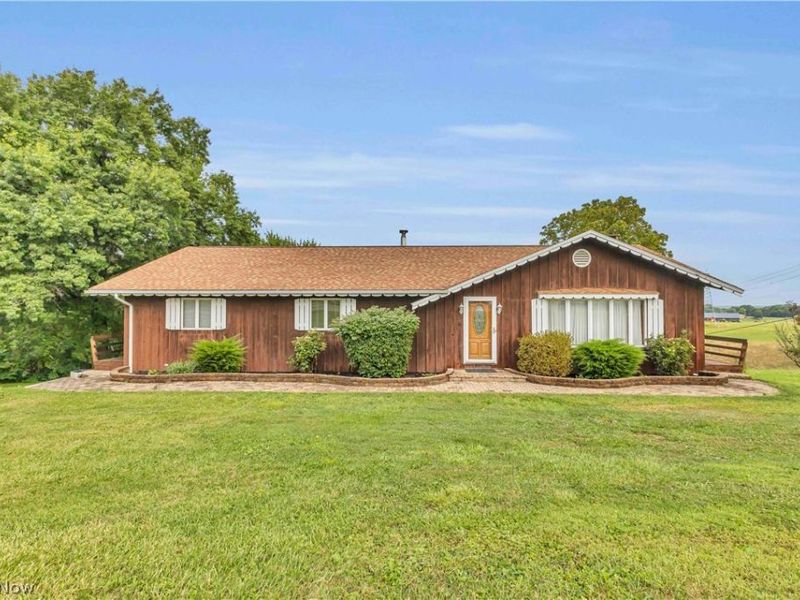 2538 Tabor Ridge Road NE, Mineral City, OH 44656 Photo 1