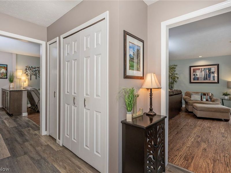 5778 Green Circle , Willoughby, OH 44094 Photo 4