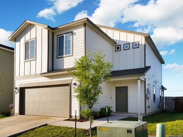 3915 Ivy Path, St.Hedwig, TX 78152