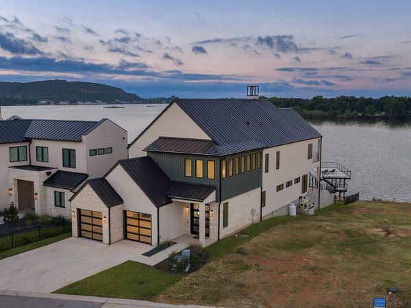 144 Riverfront Ln, Kingsland, TX 78639