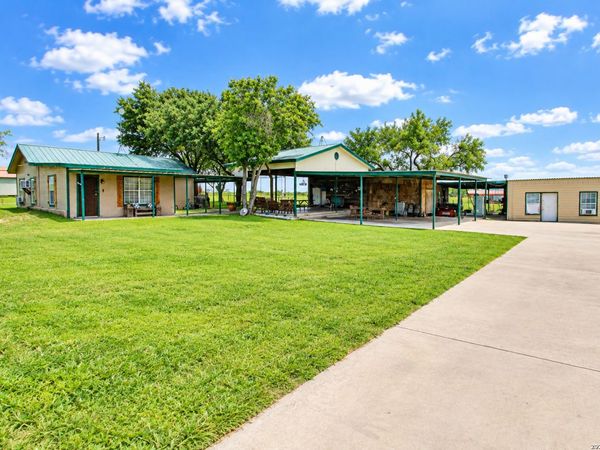 15122 TRAWALTER RD, Atascosa, TX 78002