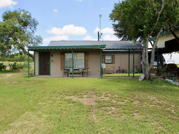 15122 TRAWALTER RD, Atascosa, TX 78002