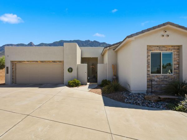 9503 Peak Vista Avenue NE, Albuquerque, NM 87122