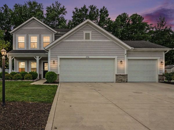 2356 Dunewood Street, Portage, IN 46368