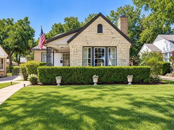 2518 Marvin Avenue, Dallas, TX 75211