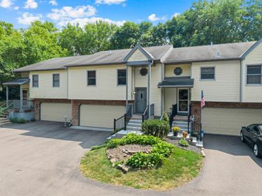 7291 Bren Lane, Eden Prairie, MN 55346