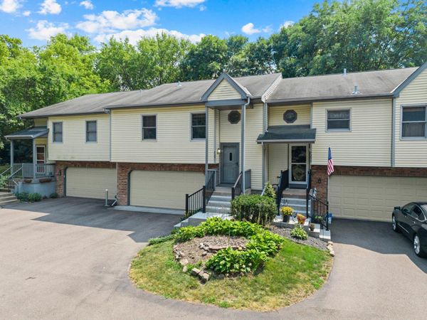 7291 Bren Lane, Eden Prairie, MN 55346