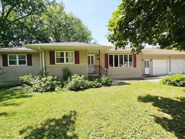 715 Malone Avenue, Readlyn, IA 50668