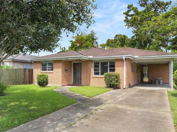 1220 WEST Drive , Westwego, LA 70094