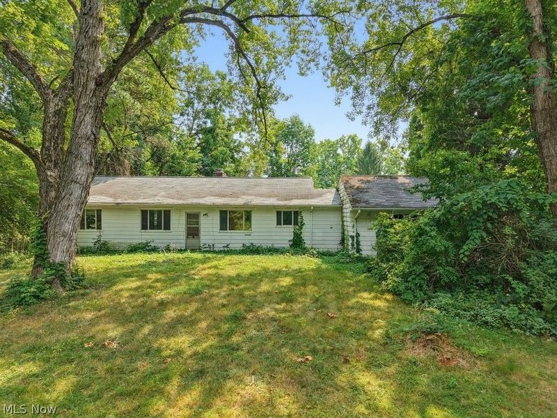 8658 Riverview Road , Brecksville, OH 44141 Photo 4