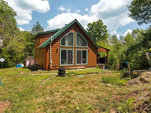 1271 Main Street, Grafton, NH 03240