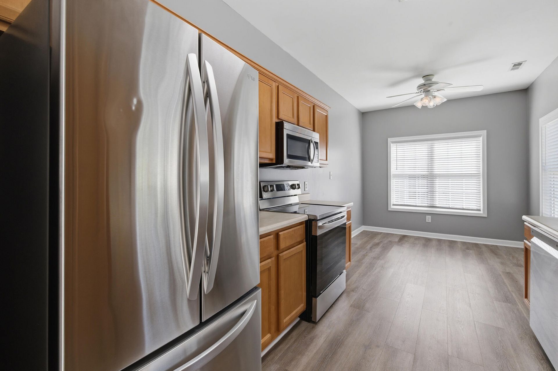 6627 Cherry Laurel Photo 5