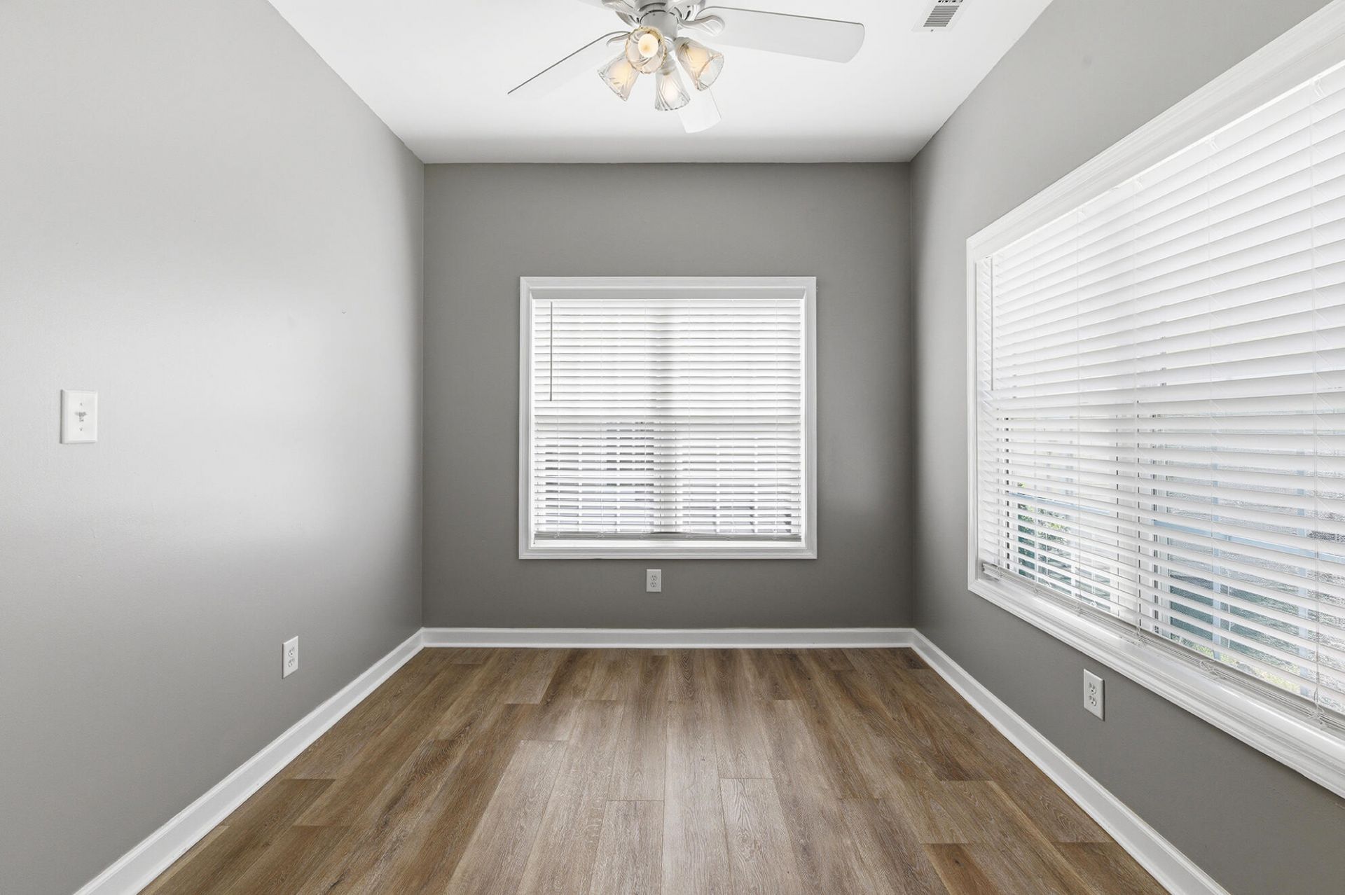 6627 Cherry Laurel Photo 6
