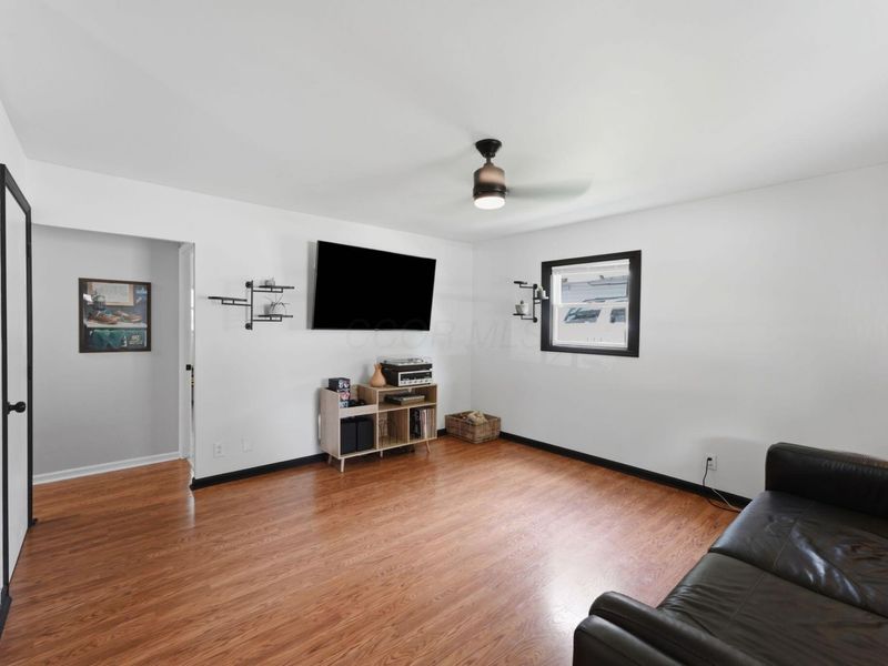69 Saratoga Drive , Johnstown, OH 43031 Photo 4