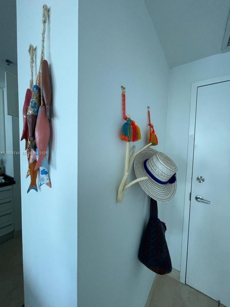 6515 Collins Ave , Unit 710, Miami Beach, FL 33141 Photo