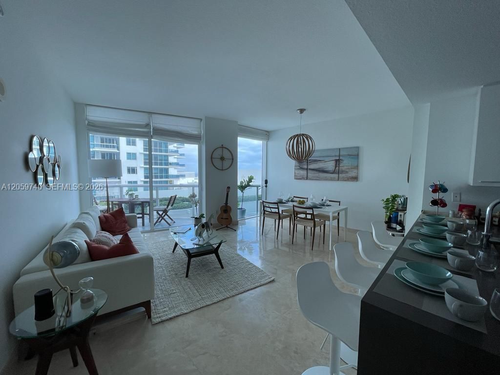 6515 Collins Ave , Unit 710, Miami Beach, FL 33141 Photo