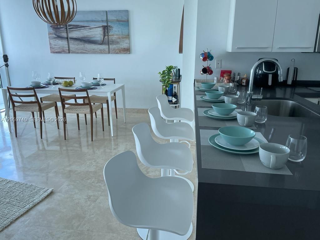 6515 Collins Ave , Unit 710, Miami Beach, FL 33141 Photo
